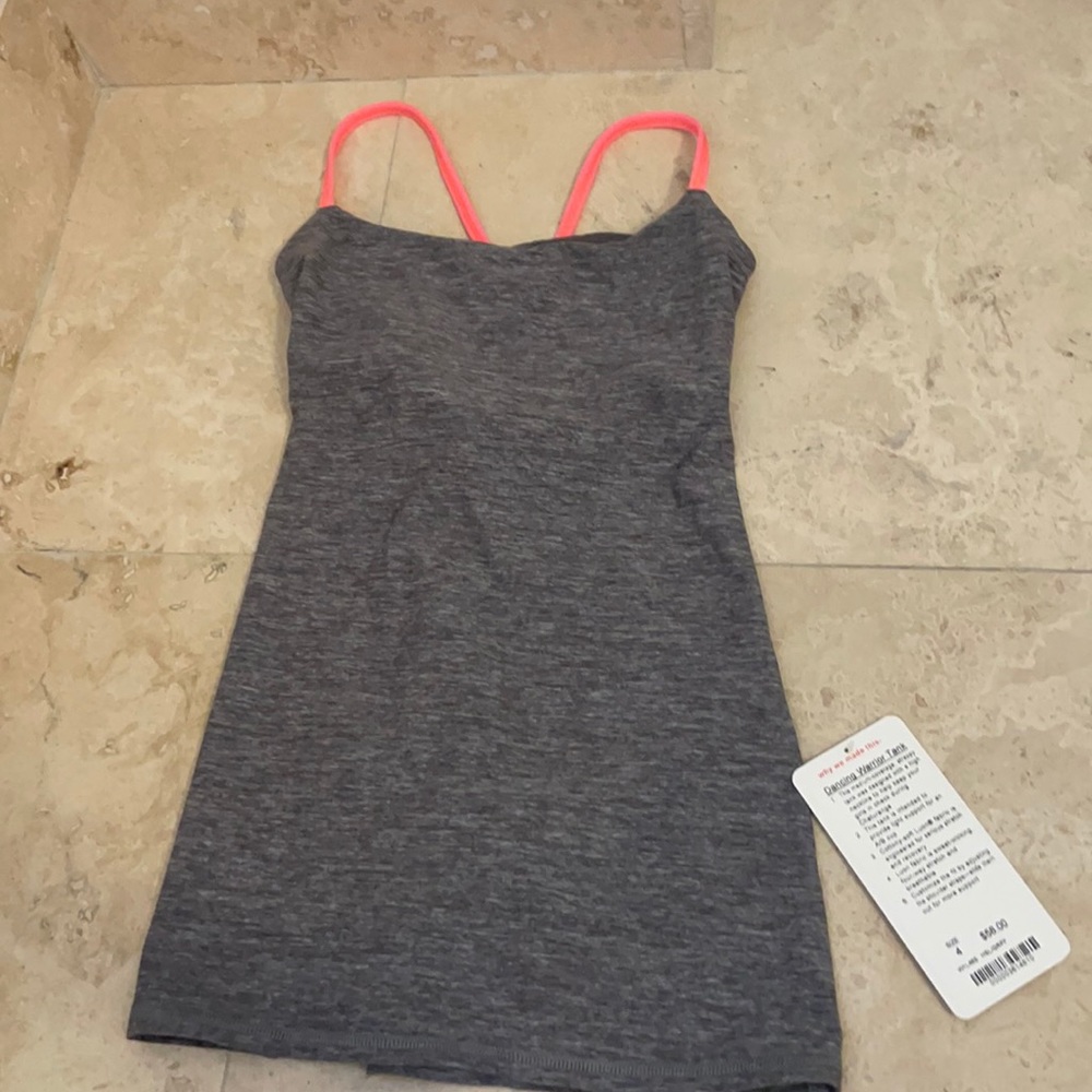 Brand new lululemon dancing warrior tank